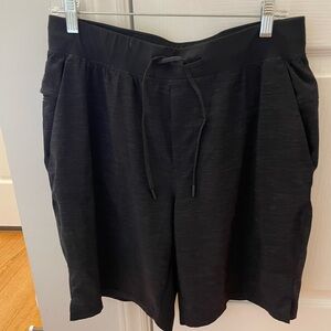 Men’s Lululemon shorts, lined, black space dye, Large